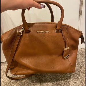 MICHAEL KORS BAG
